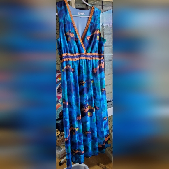 2x Nikki Maxi Dress Aquarium Blue with Orange Clown Fish - Picture 3 of 6